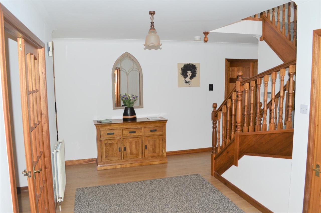 Auburn Cottage アーブロース エクステリア 写真