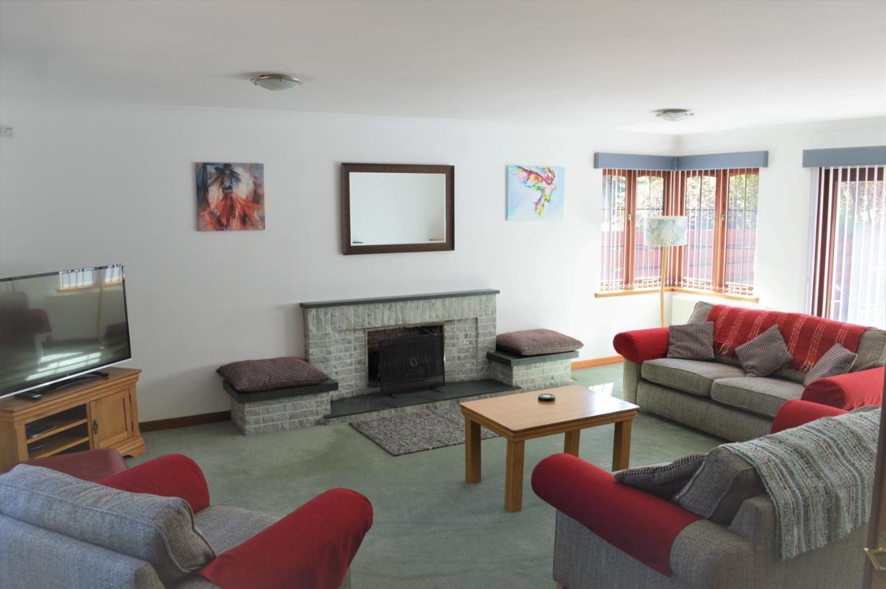 Auburn Cottage アーブロース エクステリア 写真