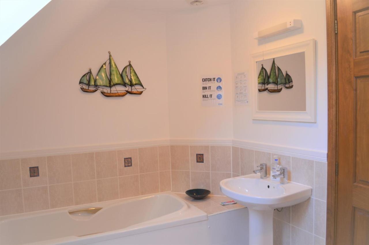 Auburn Cottage アーブロース エクステリア 写真
